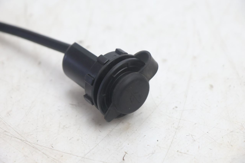 photo de USB SOCKET JM MOTORS R-MAX TECH 50 (2024 - 2026) - Alternative perspective