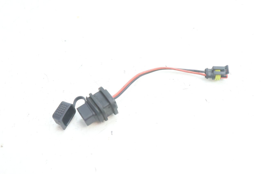 photo de USB SOCKET PIAGGIO VESPA PRIMAVERA 2T 50 (2013 - 2018) - Main view