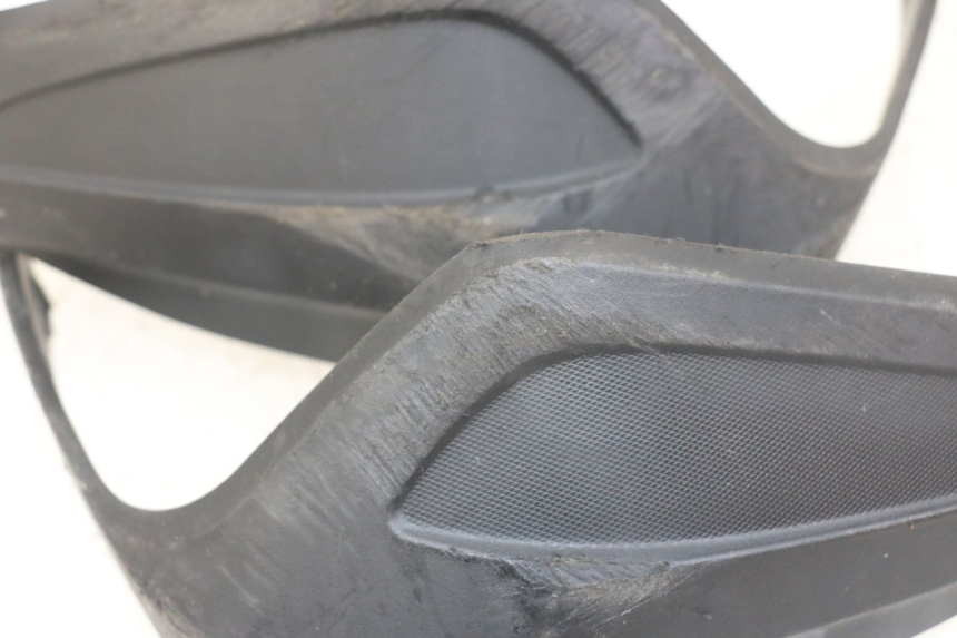 photo de HAND GUARDS SYM CROX 4T 50 (2016 - 2023) - Alternative perspective