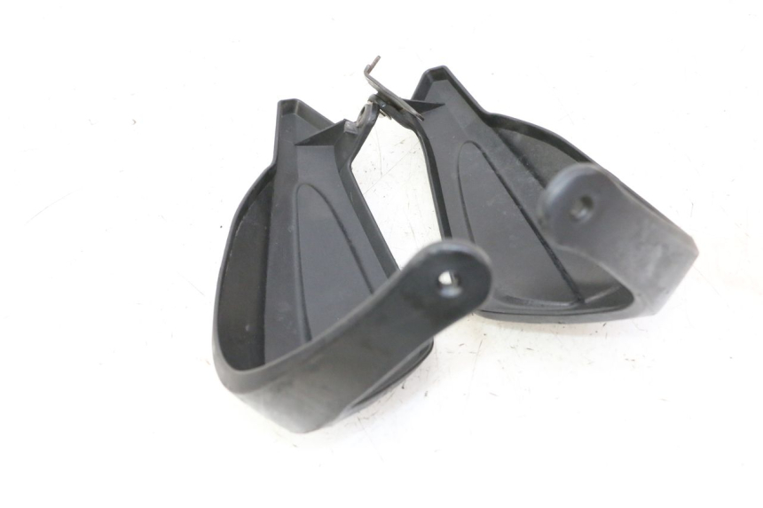 photo de HAND GUARDS SYM CROX 4T 50 (2016 - 2023) - Alternative perspective