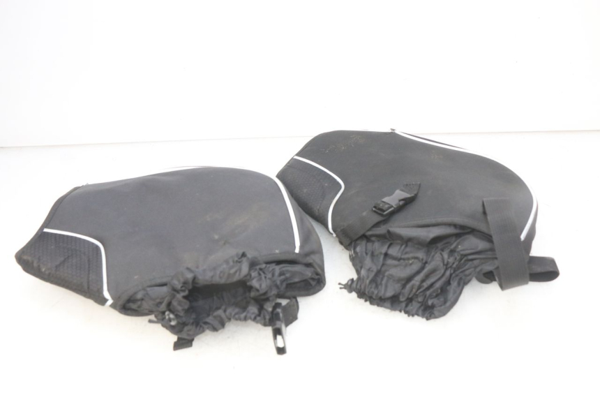 photo de HAND GUARDS YAMAHA D'ELIGHT DELIGHT 115 (2013 - 2017) - Zoom on usage condition