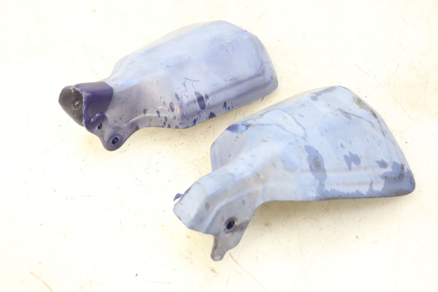 photo de HANDGUARDS APRILIA ETX 125 (1998 - 2002) - Alternative perspective