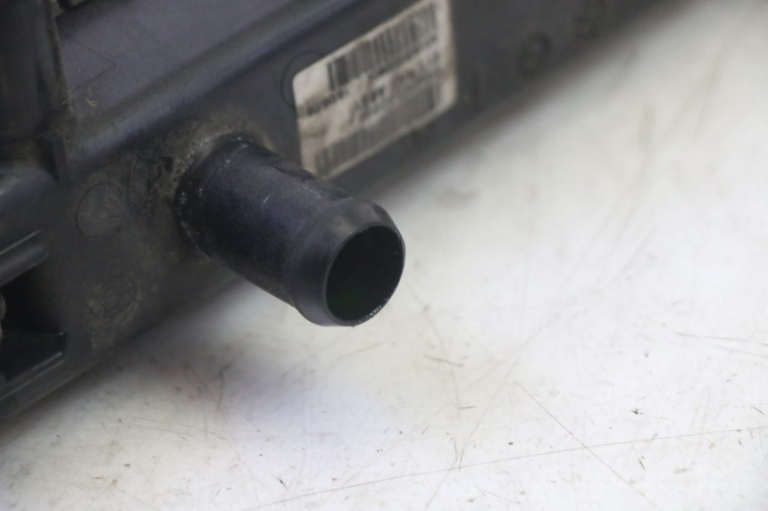 photo de COOLANT RADIATOR QUADRO 4 4D 350 (2015 - 2018) - Product overview