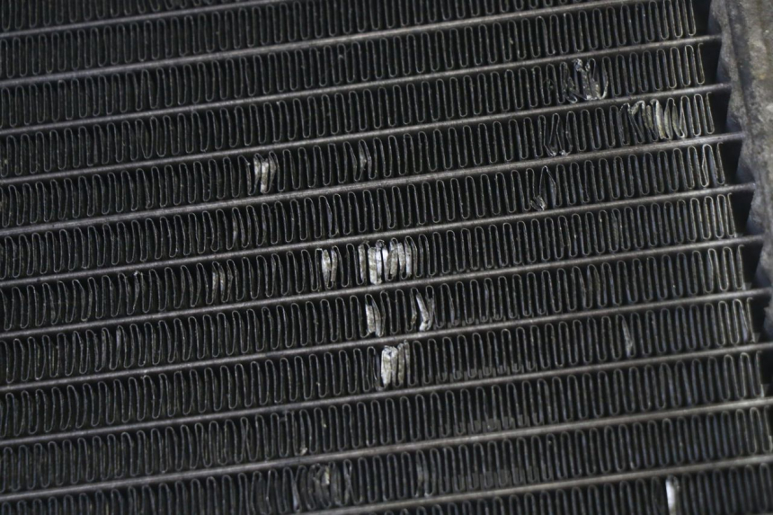 photo de RADIATOR SUZUKI BURGMAN 125 (2007 - 2014) - Surface and material condition