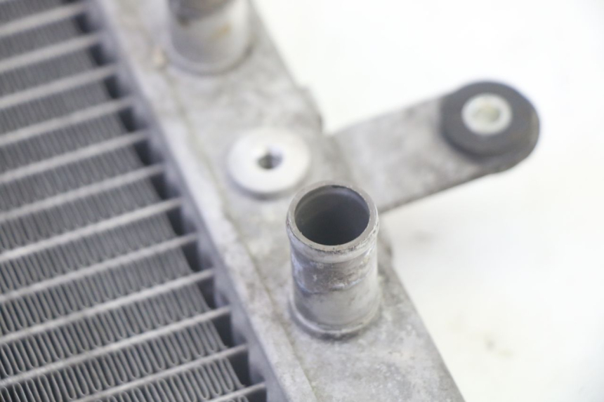 photo de RADIATOR SUZUKI BURGMAN 125 (2007 - 2014) - Zoom on usage condition