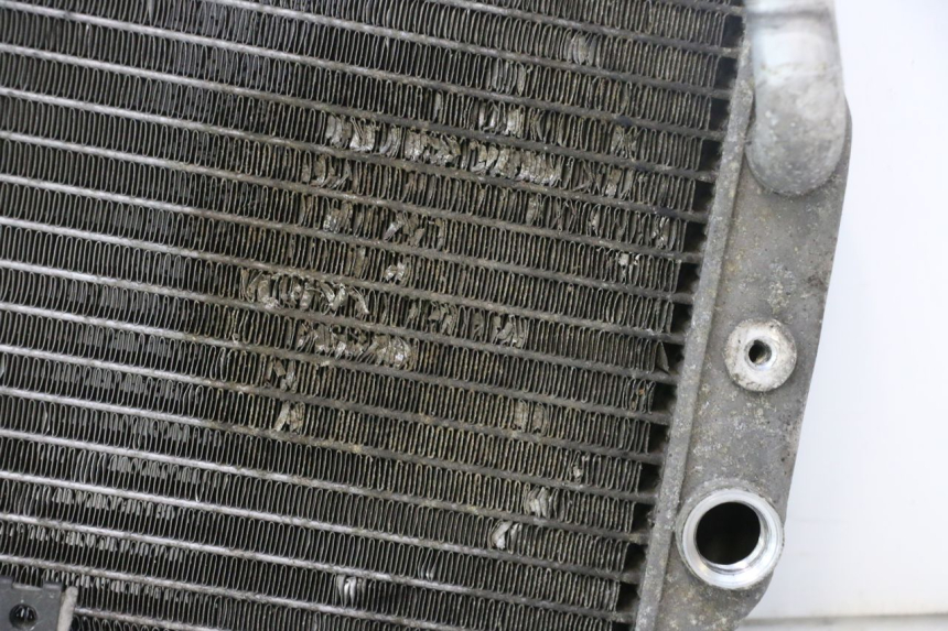 photo de COOLANT RADIATOR SUZUKI BURGMAN EXECUTIVE ABS 650 (2006 - 2012) - Fixing points details