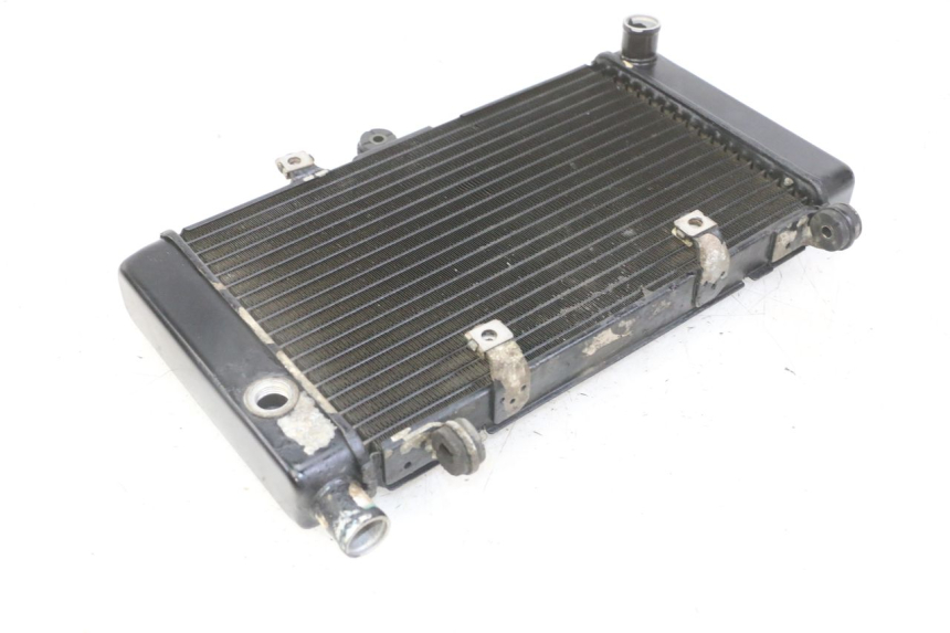 photo de COOLANT RADIATOR HONDA CBF 500 (2004 - 2007) - Zoom on usage condition