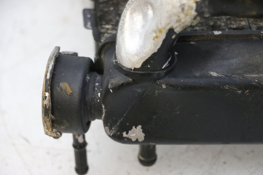 photo de COOLANT RADIATOR HONDA CBR RR FIREBLADE 900 (1992 - 1994) - Component zoom