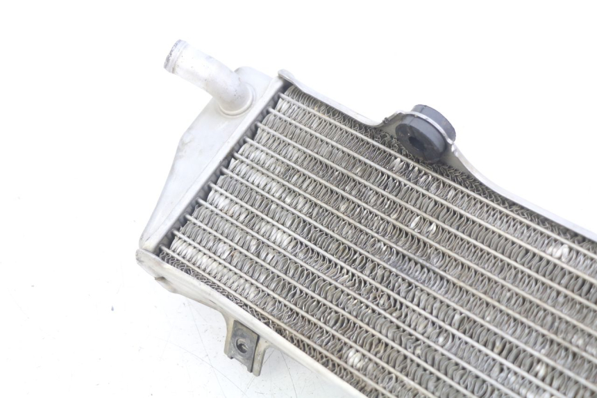 photo de RIGHT RADIATOR HONDA CRF CR-F 450 (2009 - 2012) - Product overview