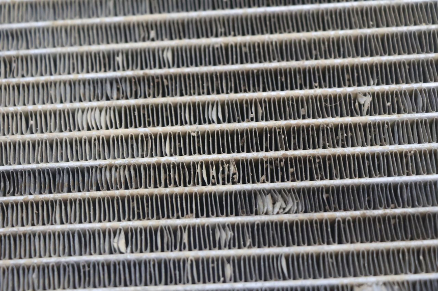 photo de RIGHT COOLANT RADIATOR BOOM TRIKE FUN 500 (2004 - 2010) - Zoom on usage condition