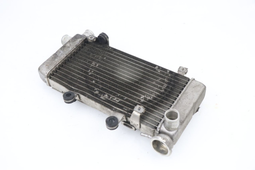 photo de RIGHT COOLANT RADIATOR HONDA VTR F FIRESTORM 1000 (1997 - 2001) - Alternative perspective