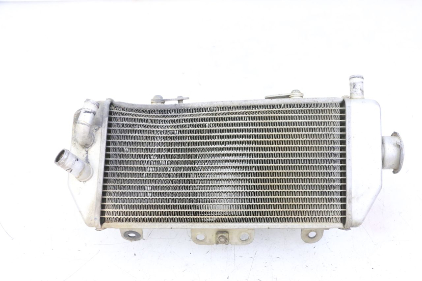 photo de RIGHT COOLANT RADIATOR YAMAHA YZ-F YZF 250 (2007 - 2013) - Alternative perspective
