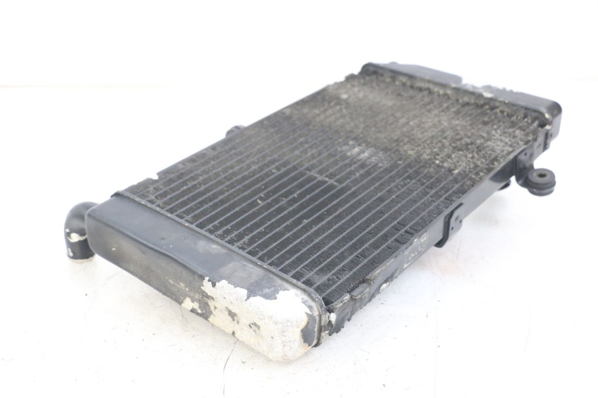 photo de RADIATOR HONDA FJS SILVERWING SILVER WING 600 (2001 - 2010) - Fixing points details