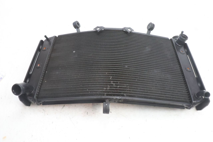 photo de COOLANT RADIATOR YAMAHA FZ8 800 (2010 - 2016) - Fixing points details