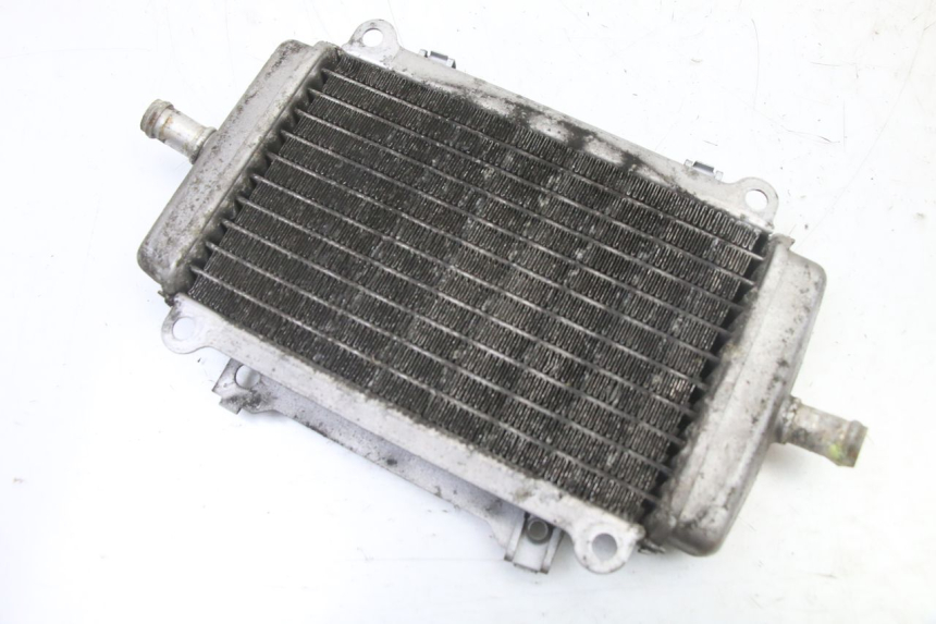 photo de LEFT COOLANT RADIATOR PIAGGIO VESPA GRANTURISMO 125 (2003 - 2007) - Component detail