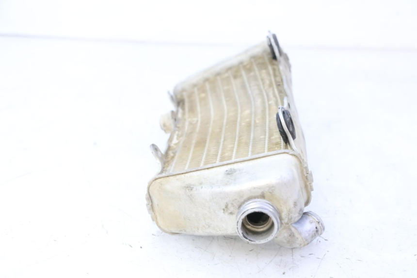 photo de LEFT COOLANT RADIATOR KTM SX 85 (2013 - 2017) - Fixing points details