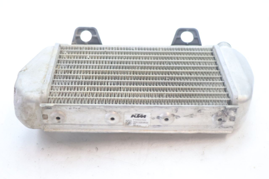 photo de LEFT COOLANT RADIATOR KTM SX 85 (2018 - 2024) - Zoom on usage condition