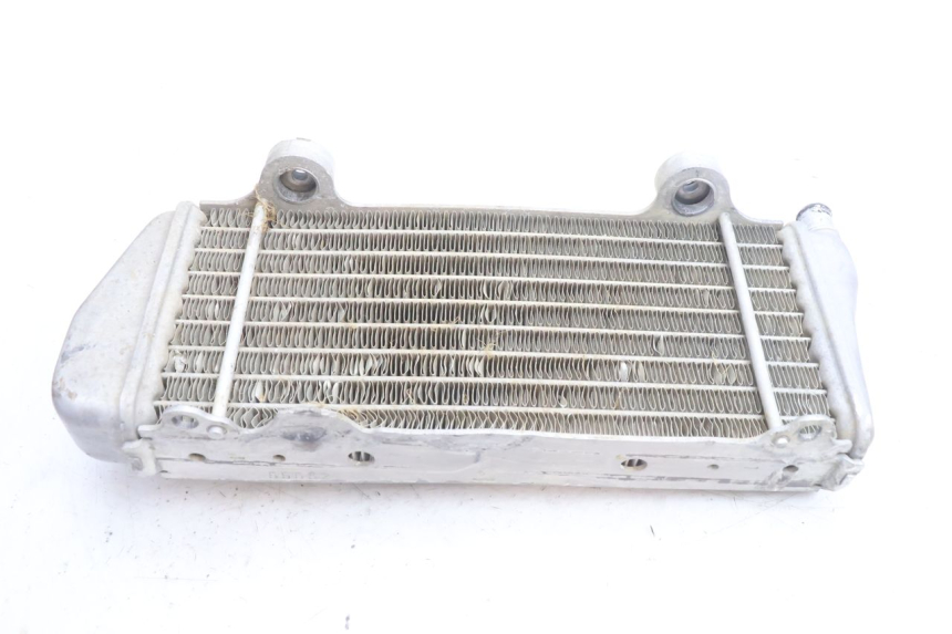 photo de LEFT COOLANT RADIATOR HUSABERG TE 250 (2011 - 2014) - Fixing points details