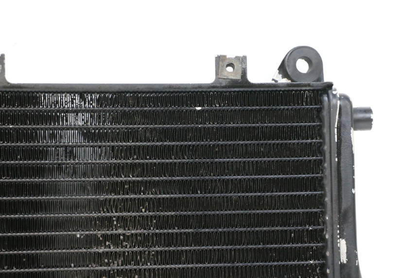 photo de COOLANT RADIATOR KAWASAKI GPZ RX 1000 (1986 - 1988) - Focus on structure