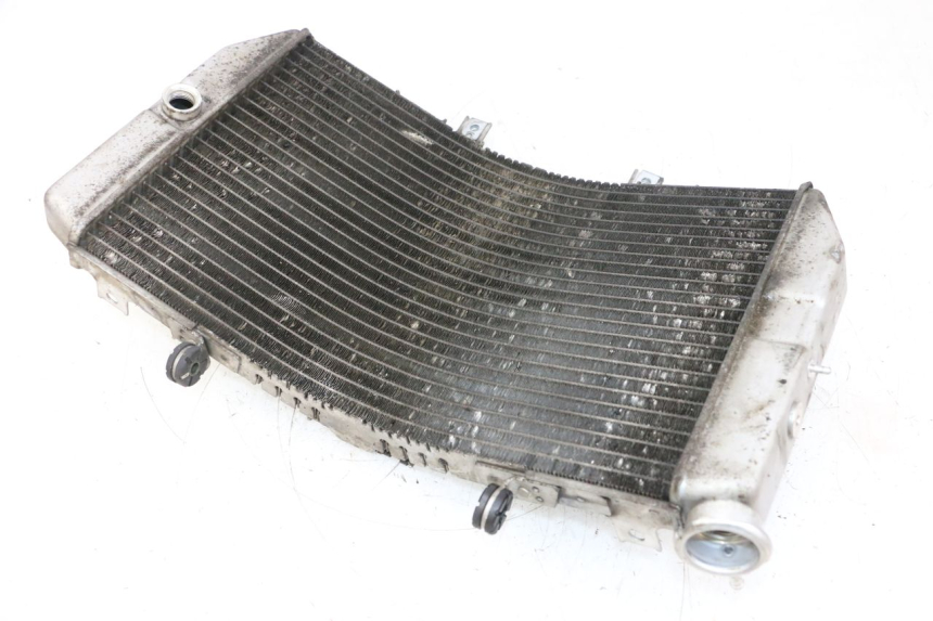 photo de COOLANT RADIATOR SUZUKI GSXR GSX-R 1000 (2003 - 2004) - Alternative perspective