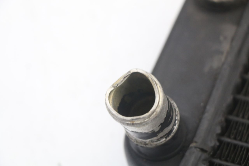 photo de COOLANT RADIATOR KAWASAKI GTR 1000 (1994 - 2004) - Zoom on usage condition