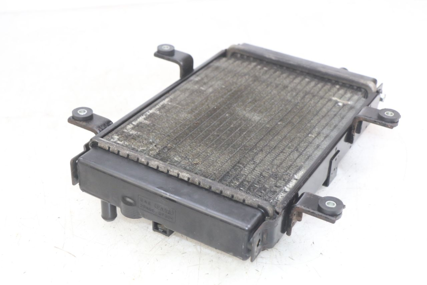 photo de RADIATOR SYM GTS EFI 125 (2012 - 2016) - Alternative perspective