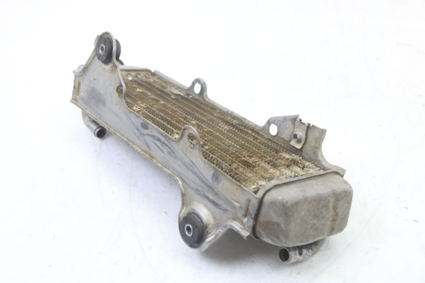 photo de COOLANT RADIATOR HONDA CR 85 (2003 - 2007) - Surface and material condition