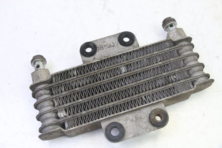 photo de OIL RADIATOR HYOSUNG GV AQUILA 125 (2000 - 2009) - Fixing points details