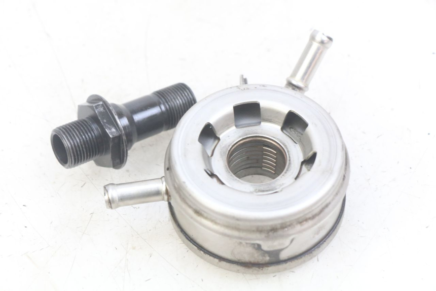 photo de OIL COOLER YAMAHA FZS FAZER 600 (1998 - 2001) - Alternative perspective