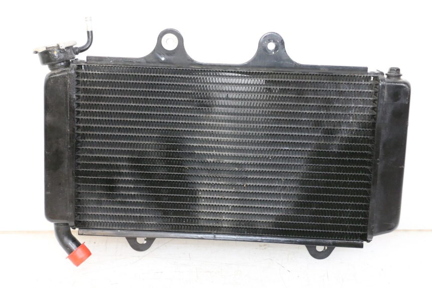photo de COOLANT RADIATOR HUSQVARNA SVARTPILEN 401 (2018 - 2023) - Fixing points details