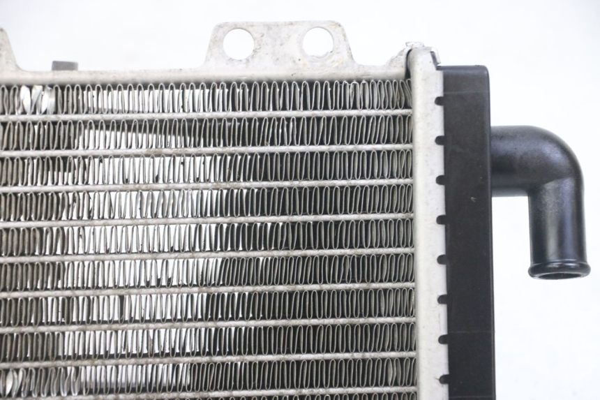 photo de COOLANT RADIATOR PEUGEOT JET FORCE CARBU 50 (2003 - 2016) - High-resolution close-up