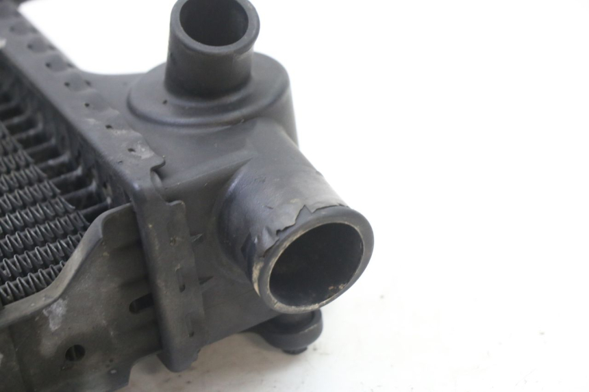 photo de COOLANT RADIATOR BMW K 75 RT 750 (1989 - 1997) - Fixing points details