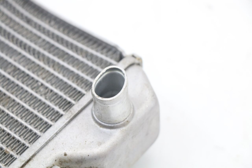 photo de RADIATOR KAWASAKI KX L 85 (2022 - 2024) - Surface and material condition