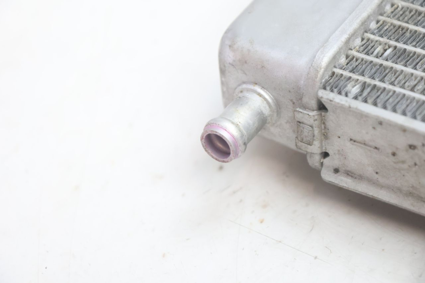 photo de COOLANT RADIATOR PIAGGIO MP3 HPE 530 (2022 - 2026) - Fixing points details