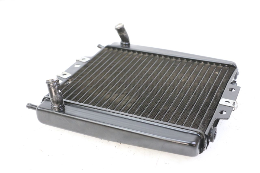 photo de COOLANT RADIATOR PIAGGIO MP3 500 (2014 - 2017) - Technical close-up
