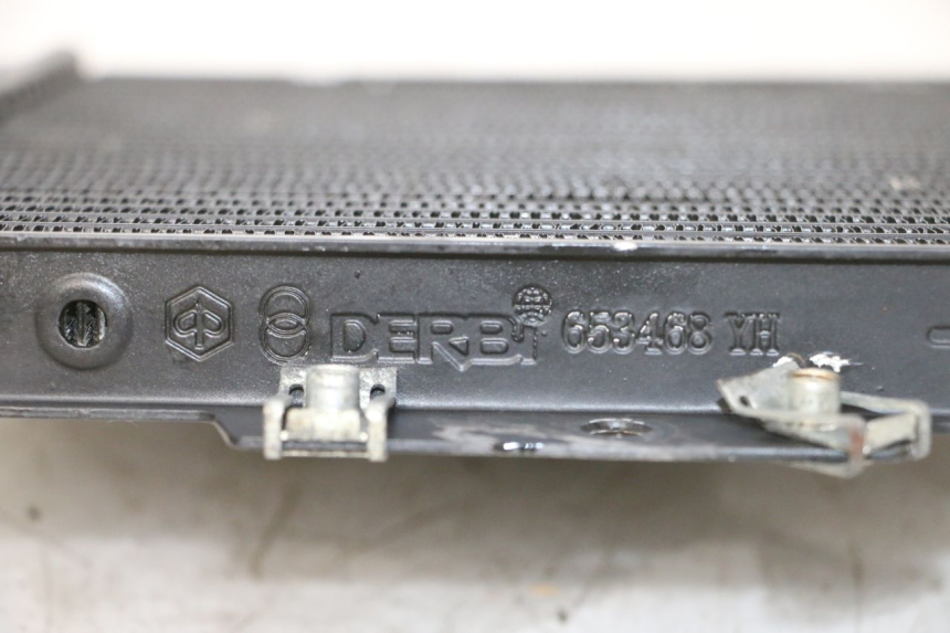 photo de COOLANT RADIATOR PIAGGIO MP3 RL 250 (2006 - 2010) - Zoom on usage condition