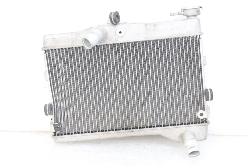 photo de RADIATOR YAMAHA MT-07 MT07 ABS 700 (2014 - 2017) - Additional view of the item