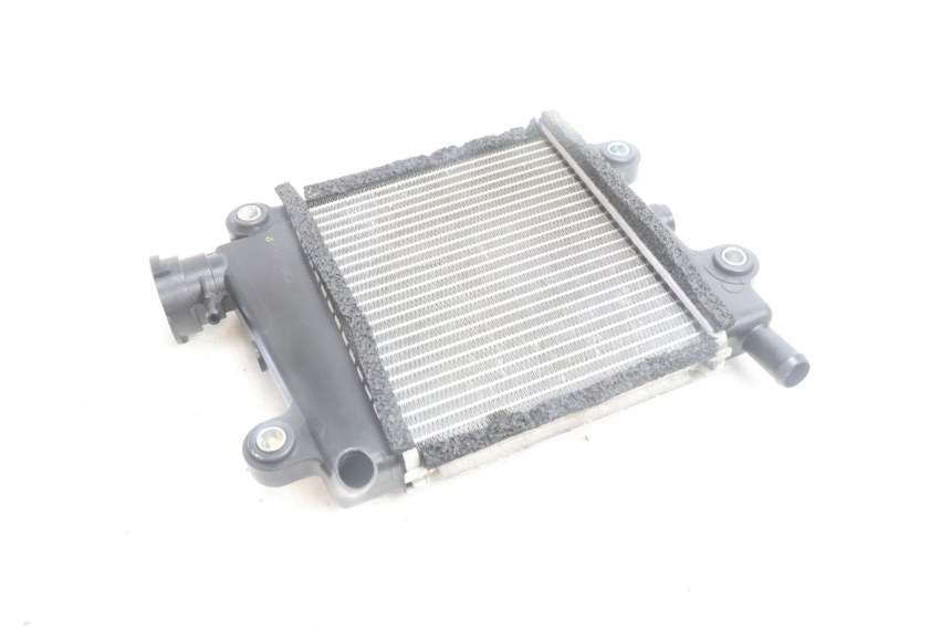 photo de COOLANT RADIATOR YAMAHA N-MAX NMAX 125 (2021 - 2024) - Zoom on usage condition