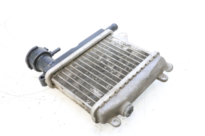 photo de RADIATOR YAMAHA NEOS NEO'S 4T 50 (2008 - 2016) - Surface and material condition
