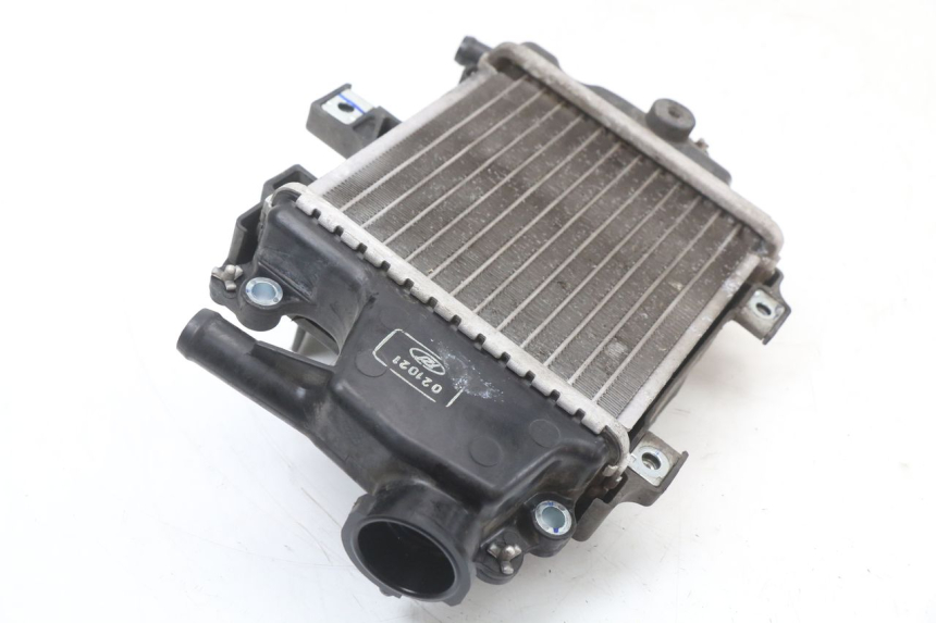photo de RADIATOR HONDA PCX (JF28) 125 (2009 - 2011) - Zoom on usage condition