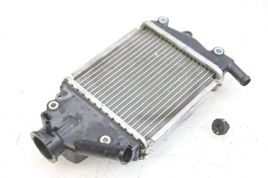 photo de RADIATOR HONDA PCX (JF47) 125 (2012 - 2013) - Alternative perspective