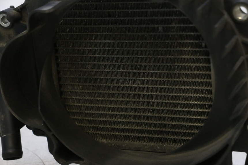 photo de COOLANT RADIATOR HONDA PCX (JF57/JF64) 125 (2014 - 2018) - Surface and material condition