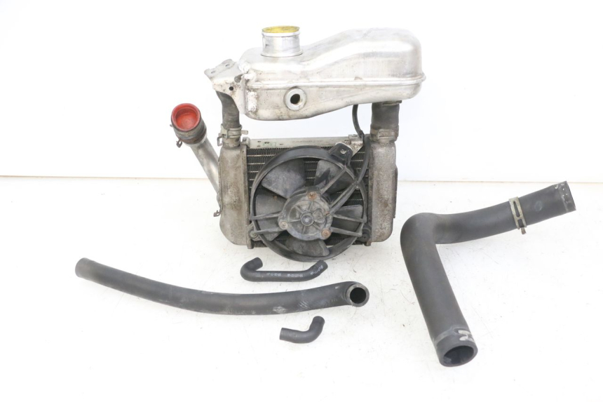 photo de RADIATOR PEUGEOT SATELIS COMPRESSOR K15 125 (2006 - 2009) - Product overview
