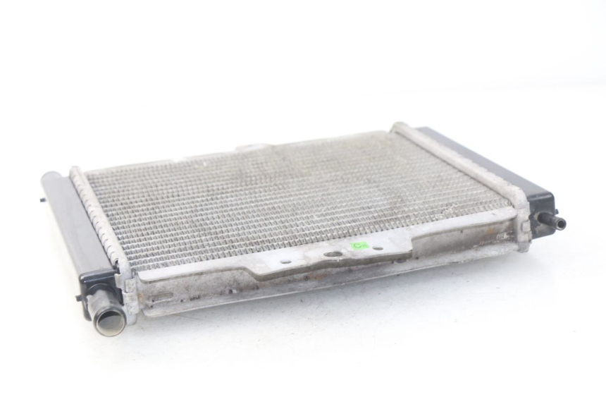 photo de COOLANT RADIATOR PEUGEOT SATELIS 300 (2012 - 2015) - Technical close-up