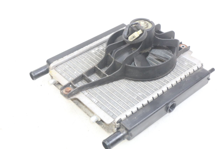 photo de RADIATOR PEUGEOT SATELIS 125 (2010 - 2012) - Alternative perspective