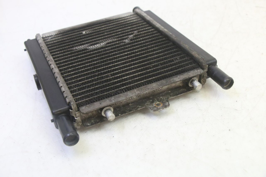 photo de COOLANT RADIATOR PEUGEOT SATELIS 125 (2013 - 2018) - Alternative perspective