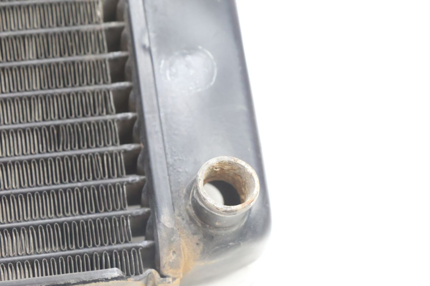 photo de COOLANT RADIATOR HONDA SH 125 (2001 - 2003) - Zoom on usage condition