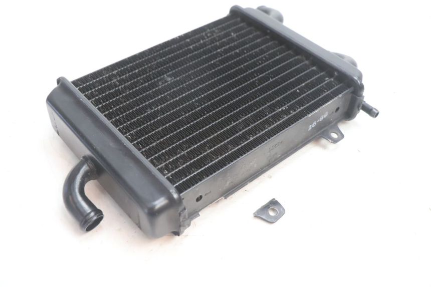 photo de RADIATOR PEUGEOT SPEEDFIGHT LC 50 (1996 - 2002) - Alternative perspective