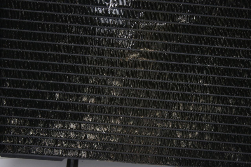 photo de RADIATOR SUZUKI SV S 650 (1999 - 2002) - Fixing points details