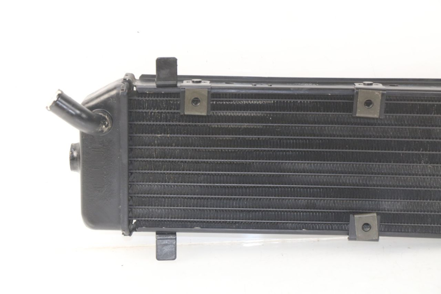 photo de COOLANT RADIATOR SUZUKI UC EPICURO 125 (1999 - 2003) - Fixing points details